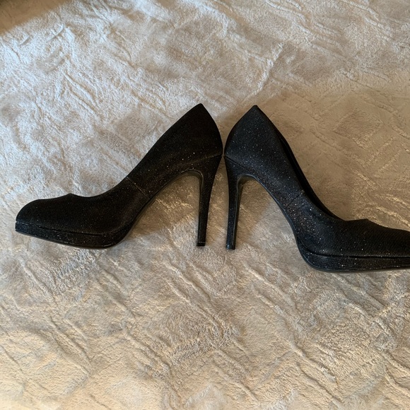 Sparkly Le Chateau  blueish black heels - Picture 3 of 7